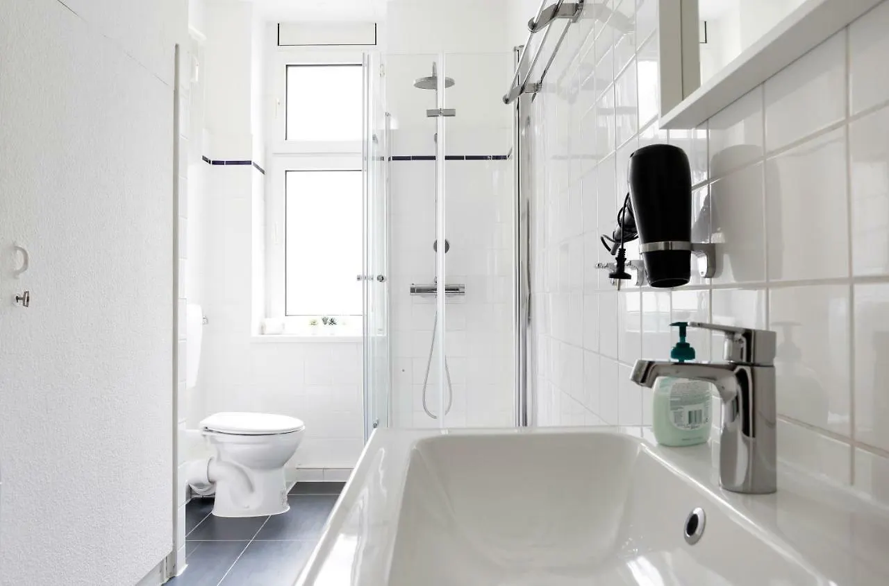 Greif By Rockchair Apartments L Superhost Status L 2 Bedrooms Boxspringbeds In City Center - Cozy Family & Business Flair Welcomes You! Berlin Deutschland