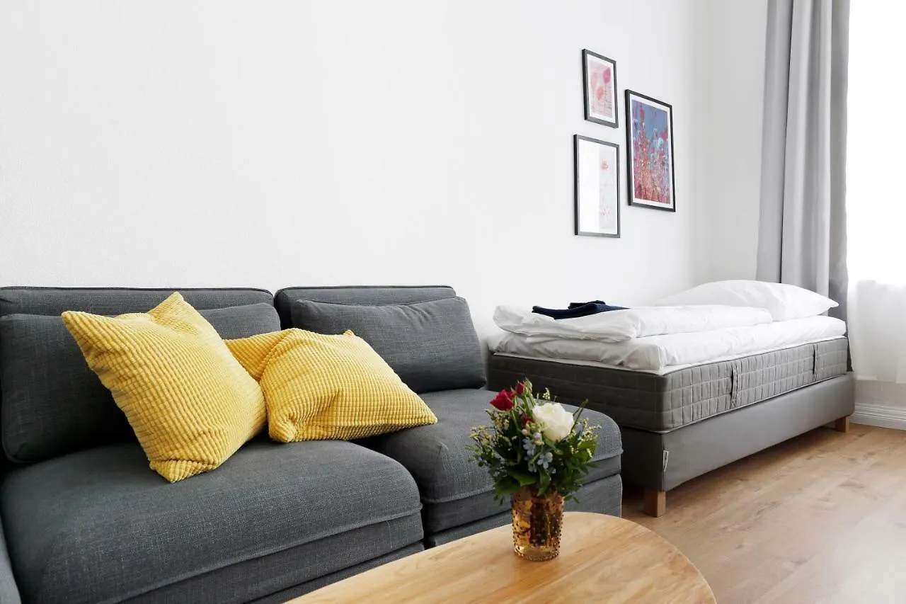Greif By Rockchair Apartments L Superhost Status L 2 Bedrooms Boxspringbeds In City Center - Cozy Family & Business Flair Welcomes You! Berlin Deutschland